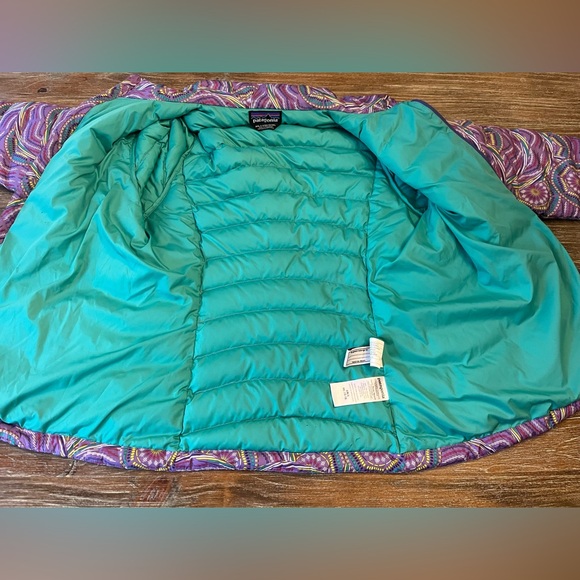 PATAGONIA DOWN SWEATER/PUFFER JACKET, SIZE XXL (16-18) OR WOMENS XS/S - Picture 6 of 9